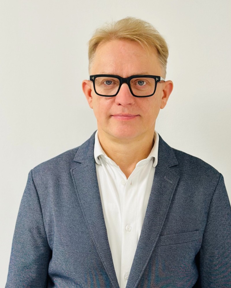 Mariusz Witkowski – właściciel salonu Prima Optyk